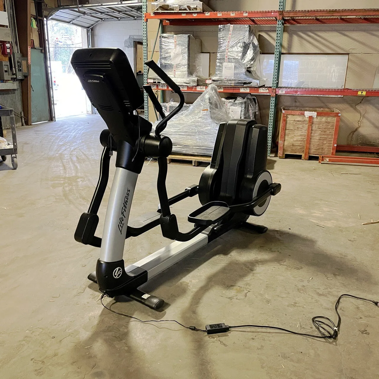 Life Fitness Elliptical 95XS with Fully Interactive Display