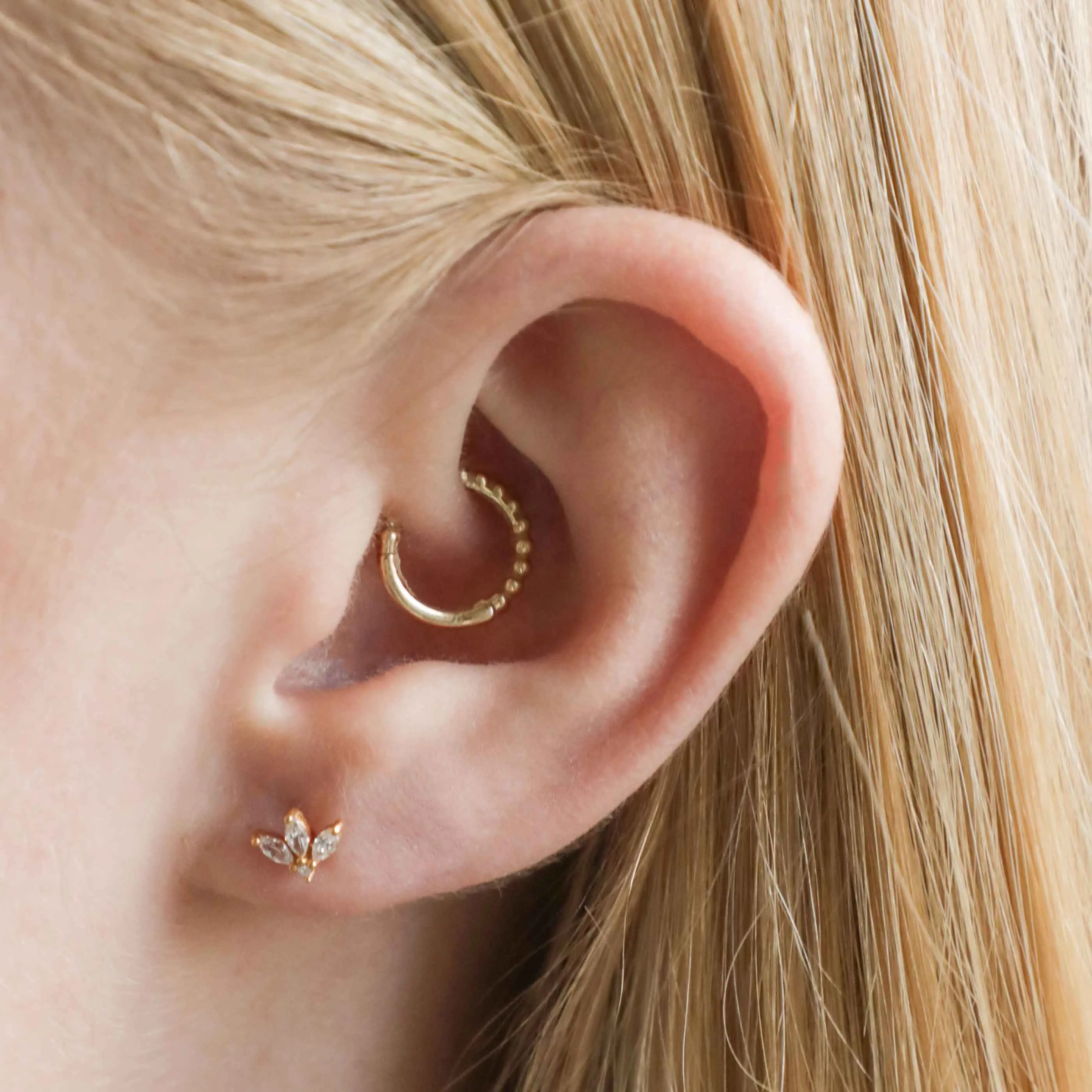 Navette Fan Barbell Earring in Gold