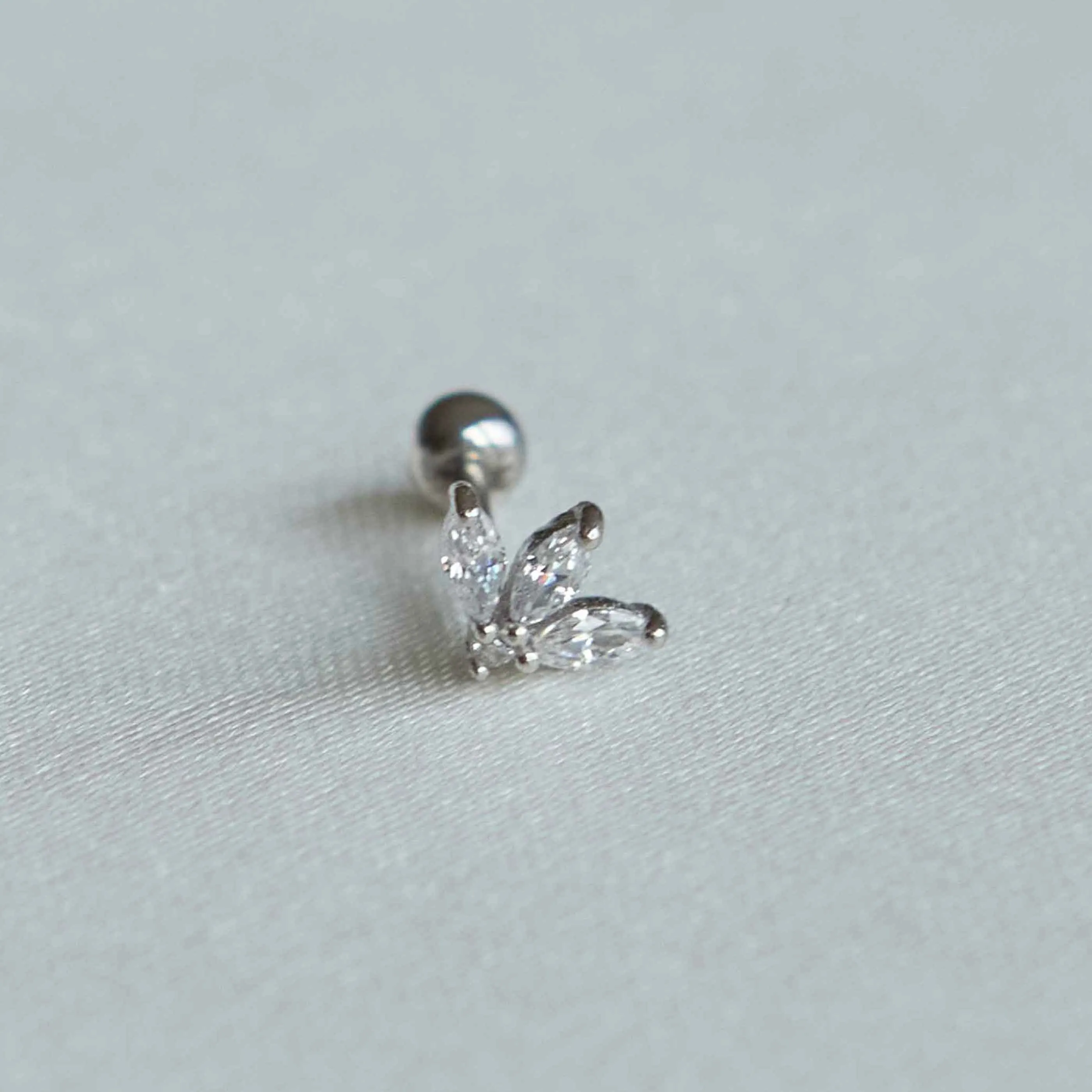 Navette Fan Barbell Earring in Silver